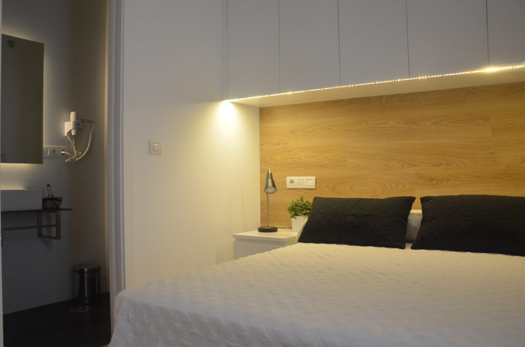 Apartamentos Córdoba Atrium cabecero 0034